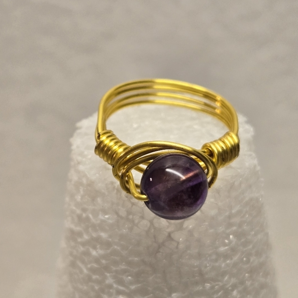 Hand Crafted Elegant Gold and Purple Amethyst  Women's Ring